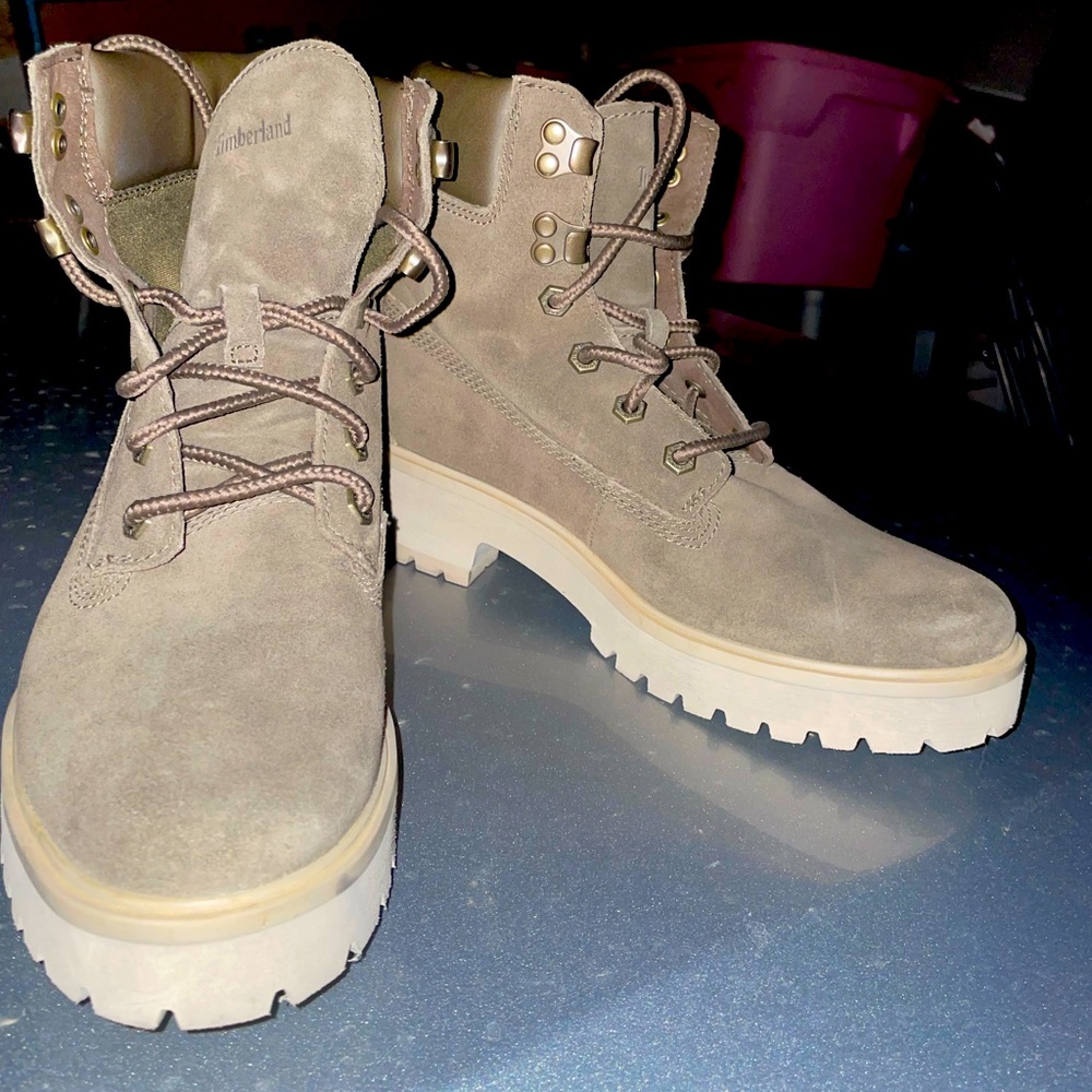 Timberland boots women’s size 8